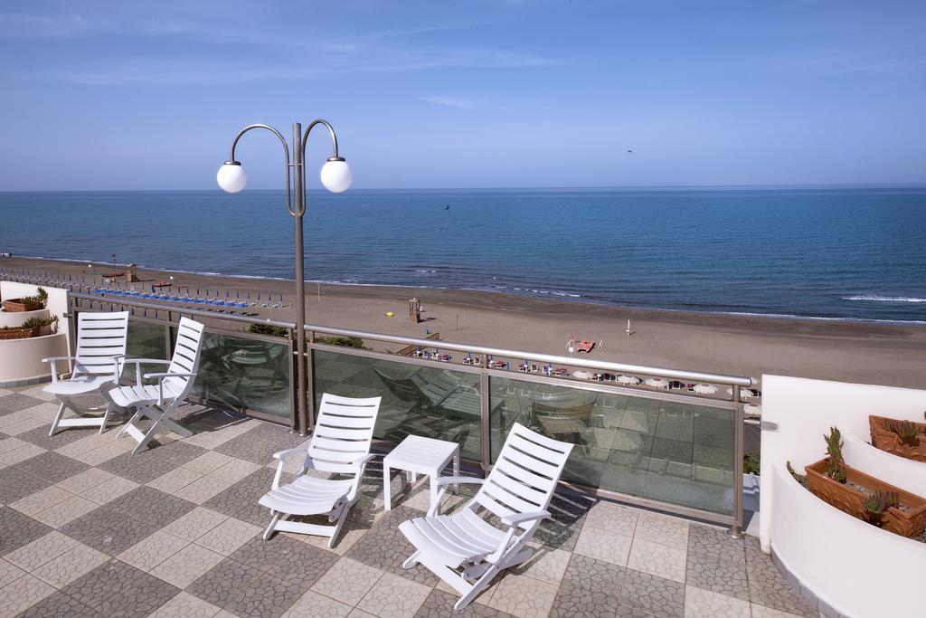Hotel I Ginepri Marina di Castagneto Carducci Exteriér fotografie